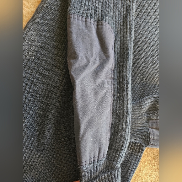 Vintage Tundra 100% Virgin Wool Sweater - Picture 10 of 13